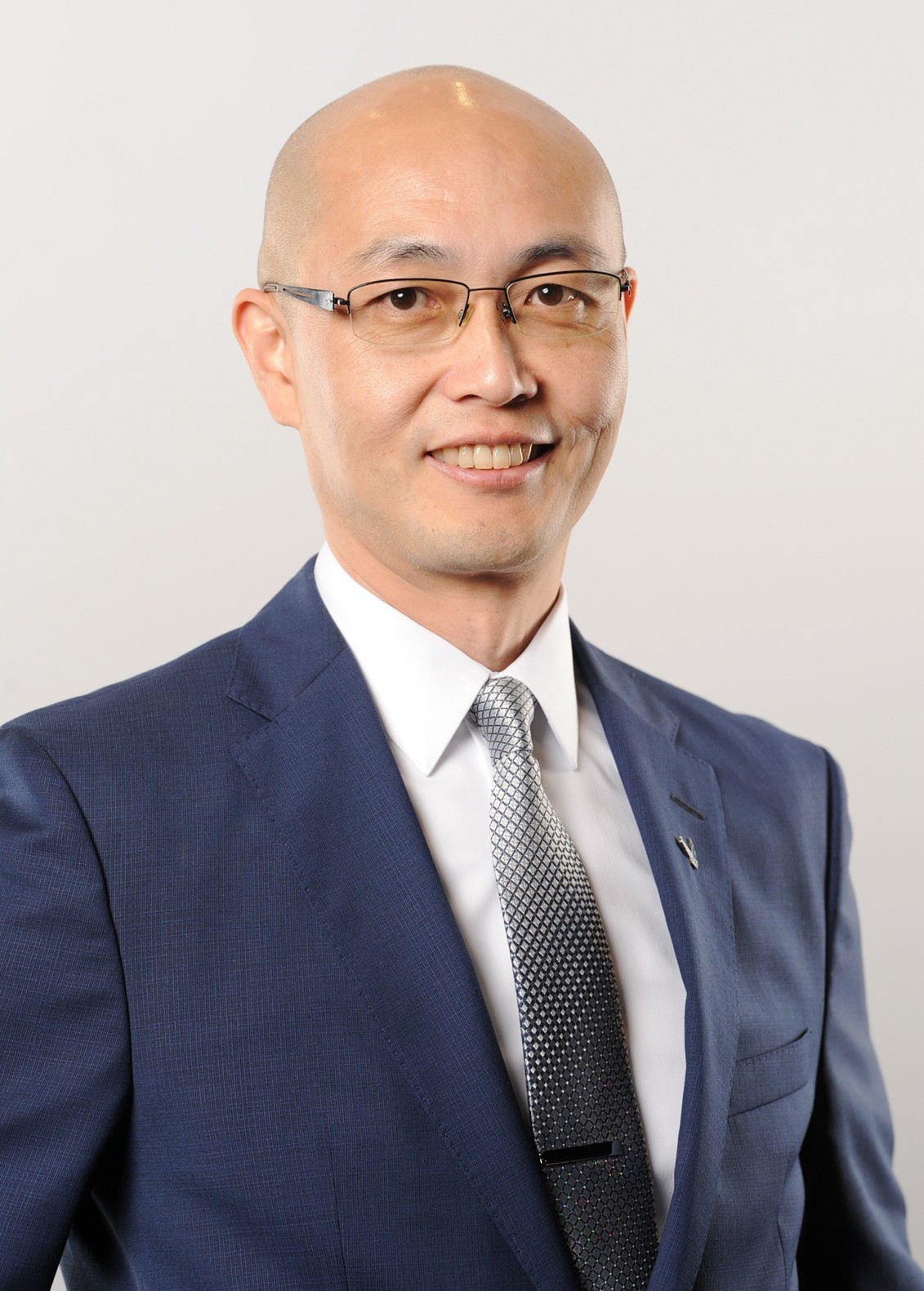 image of the doctor Dr. CHOL H. CHONG